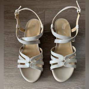Geox Women's Cream Strappy Sandals